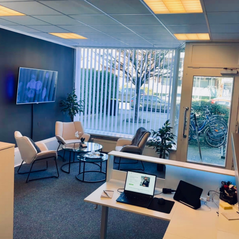 Agentur von innen Mano