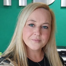 Jennifer  Kartes-Seese