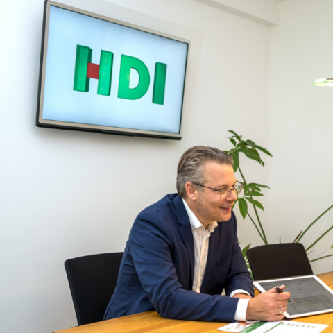 Jan Weyers während einer Beratung