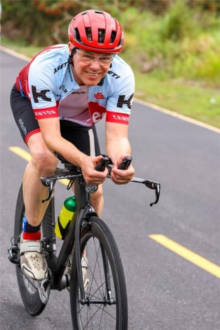 Tristan Vinzent beim Fahrrad fahren