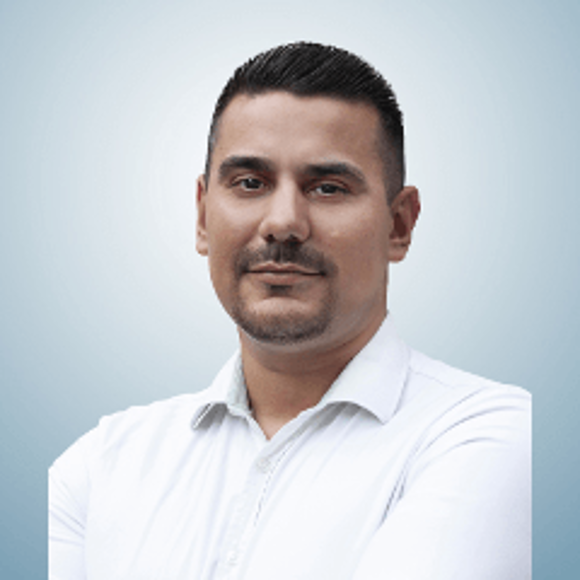 Mitarbeiter Luan Abels