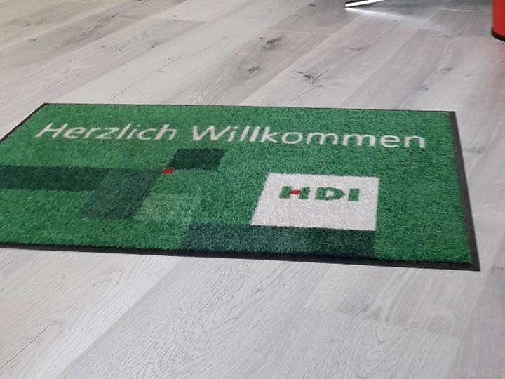 grüne HDI Fußmatte