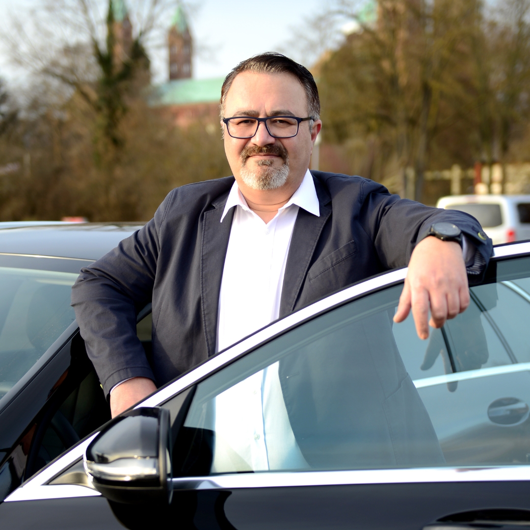 Adnan Inan Auto