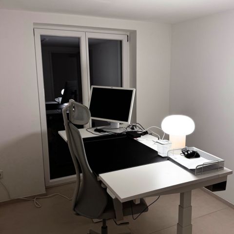 Buero Schreibtisch