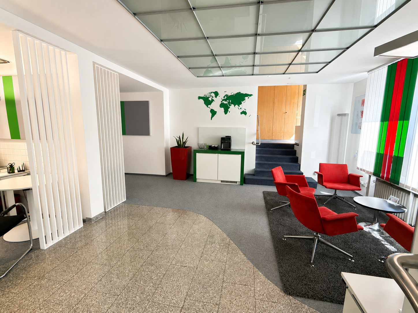 Innenansicht Agentur Ferrazo 2026