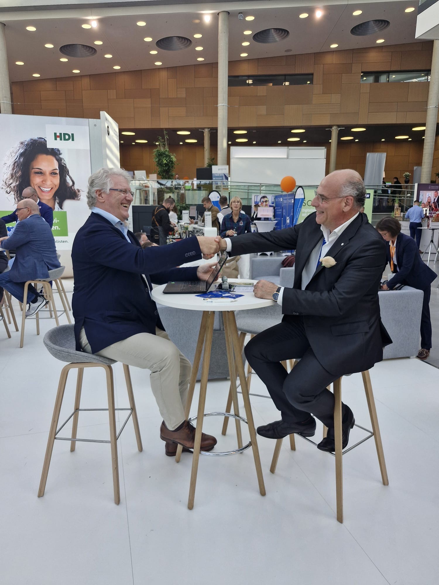Johannes Adari und Joerg Toepfer