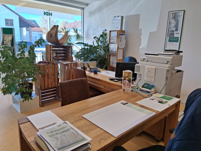 Büro_Volker Blümlein