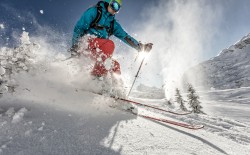 Pistenregeln: Sicherheit beim Skifahren