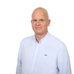 Alexander Albe