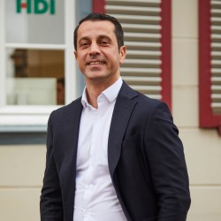Ali Dousti