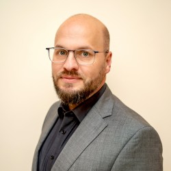 Jens Schwar